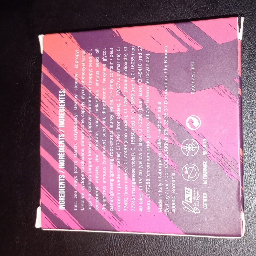 Powder blush - Picture 5 of 5